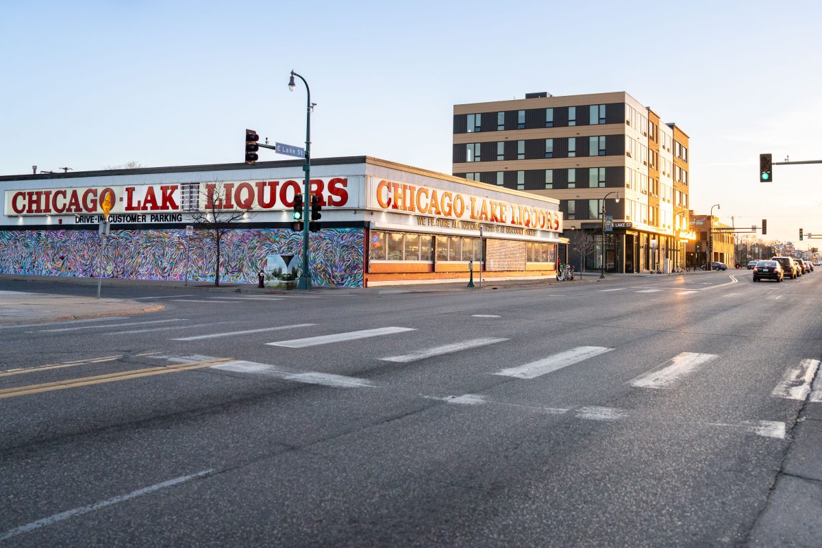 Chicago-Lake Liquors during an April 2023 Sunset