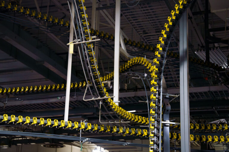 Heritage Center print facility in Minneapolis 4 Inside the Star Tribune-Heritage Center Manufacturing Facility where the Minneapolis Star Tribune, St. Paul Pioneer Press, USA Today and Washington Post are printed daily.