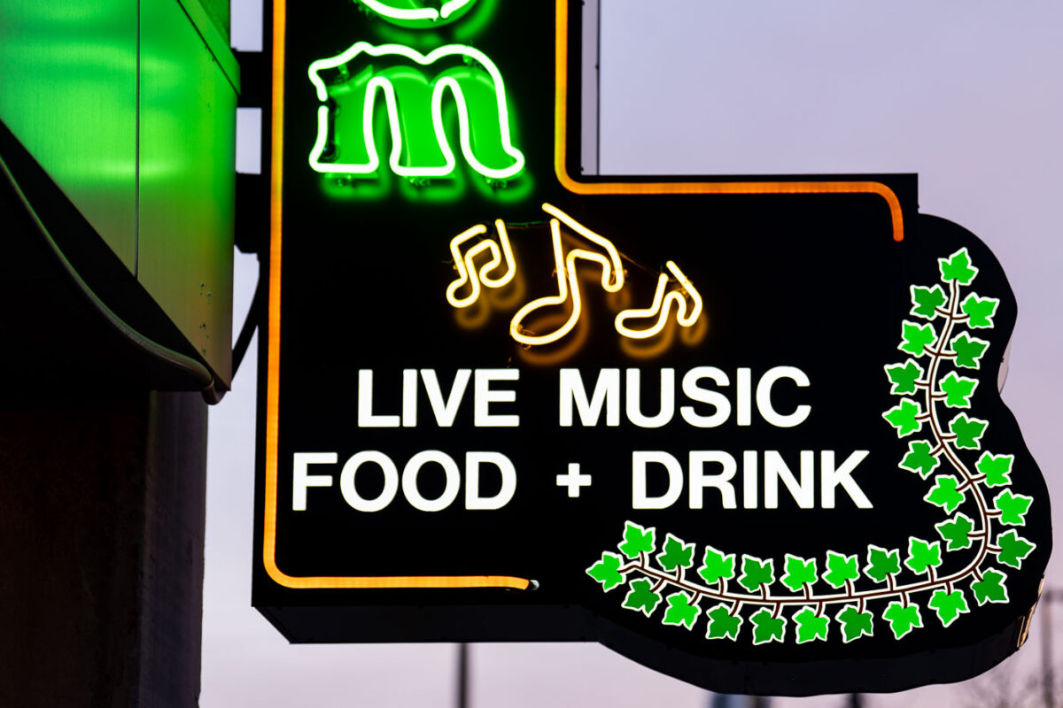 Green Room Live Music Food and Drink