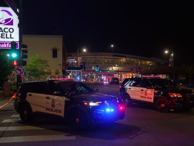 Minneapolis Police at Lake Street Crash Site
