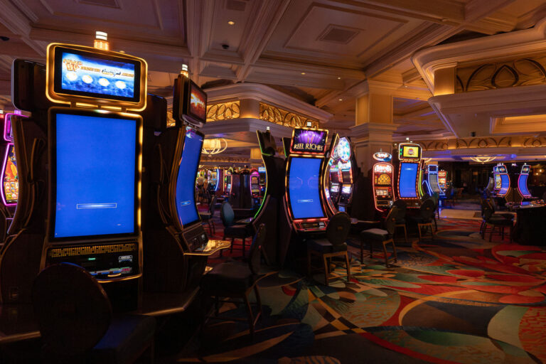 Las Vegas Casino Blue Screens 1 Slot machines at the Bellagio resort in Las Vegas with error messages on September 15th, 2023 following a ransomware attack that became public days prior.