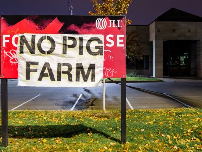 "No Pig Farm" Sign at Proposed 3rd Precinct Site on Minnehaha Ave