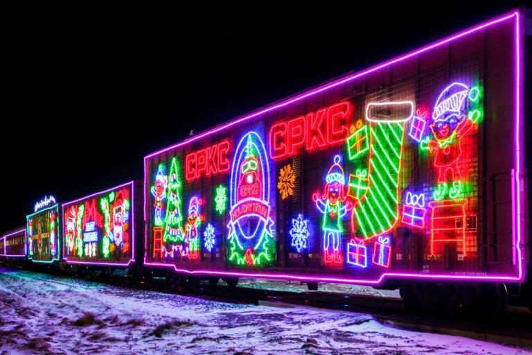 CPKS Holiday Train Stops in Minnesota 1 Canadian Pacific Kansas City Holiday Train in Minneapolis on December 11, 2023. The rail company says they’ve raised more than .5 million dollars and 5 million pounds of food for local food banks since the tradition began 25 years ago.