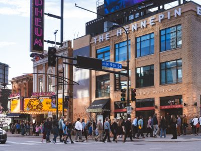 Lion King draws crowds in Downtown Minneapolis