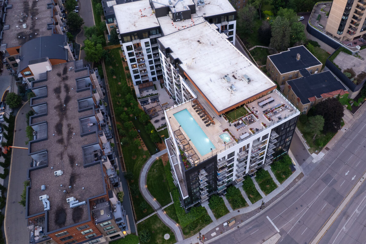 An aerial photo of the Lakehaus apartments in Minneapolis.