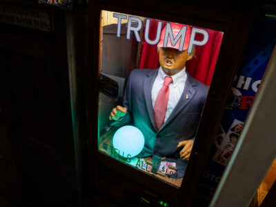 Wisconsin Dells Zoltar Machine with Trump Figure