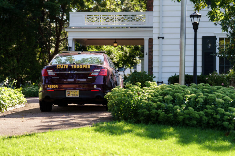 Minnesota State Patrol car at Governor's Mansion 4 Outside the Eastcliff mansion in St. Paul this morning as Gov Tim Walz prepared to walk out for the first time after being picked as Kamala Harris's VP. Leaving out the back door, he got in a State Patrol SUV to the airport. He'll have Secret Service protection when he lands.