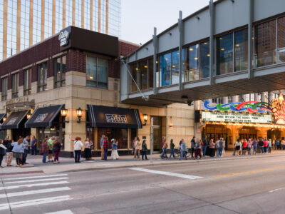 Anne Wilson Concert Line at State Theatre, Minneapolis