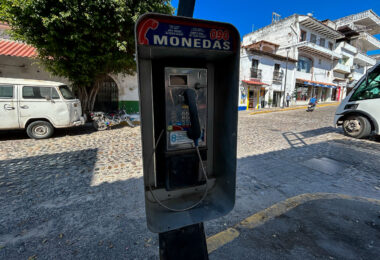 A pay phone on a Puerto Vallarta, Mexico street.