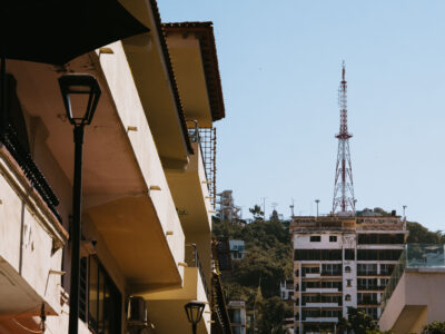 Puerto Vallarta: Zona Romantica Street and El Panorama Tower