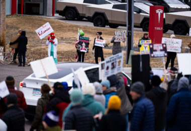 About 500 protesters outside Tesla in Minneapolis (Golden Valley) with signs reading “NOT PAID JUST PISSED”, “Tesla Funds Fascists”, “Save the VA”, “No Vet Left Behind”, Make Nazis Afraid Again” to name a few. This is the 7th weekend in a row of protests at this showroom.