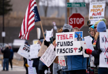 About 500 protesters outside Tesla in Minneapolis (Golden Valley) with signs reading “NOT PAID JUST PISSED”, “Tesla Funds Fascists”, “Save the VA”, “No Vet Left Behind”, Make Nazis Afraid Again” to name a few. This is the 7th weekend in a row of protests at this showroom.