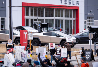 About 500 protesters outside Tesla in Minneapolis (Golden Valley) with signs reading “NOT PAID JUST PISSED”, “Tesla Funds Fascists”, “Save the VA”, “No Vet Left Behind”, Make Nazis Afraid Again” to name a few. This is the 7th weekend in a row of protests at this showroom.