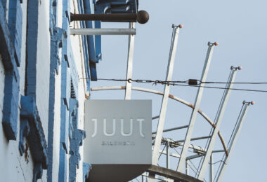 Juut Salonspa sign in Uptown Minneapolis. The salon closed years ago.