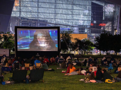 Twilight Movie, The Commons Park, Downtown Minneapolis Full Moon