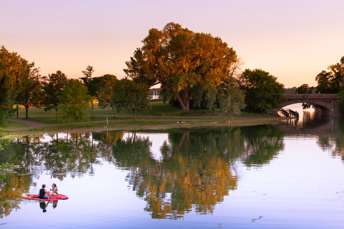 Paddle boarders in Minneapolis