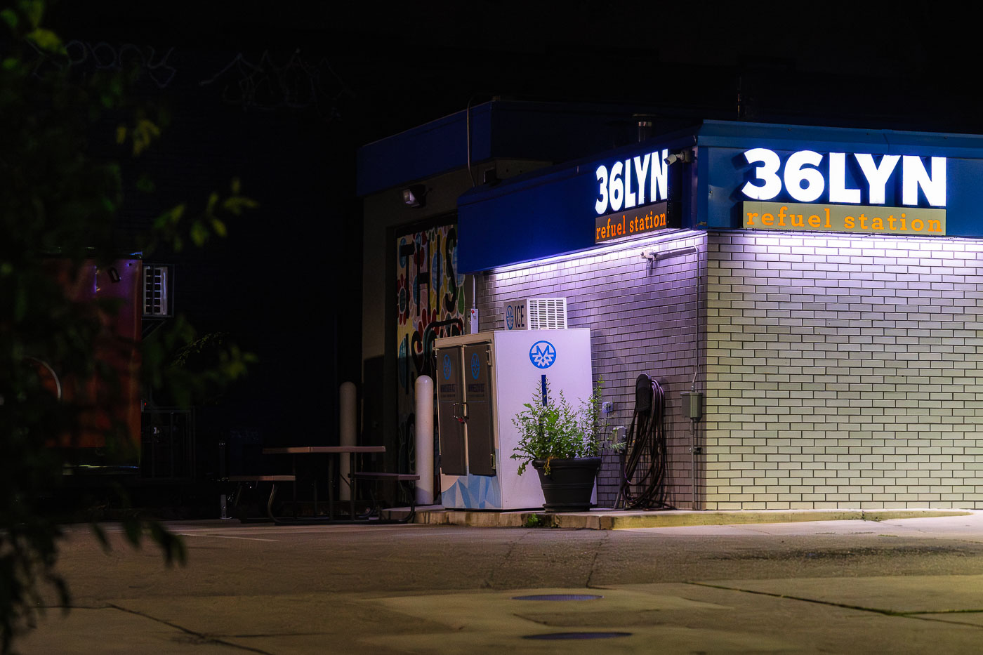 36 Lyn gas station in South Minneapolis 25