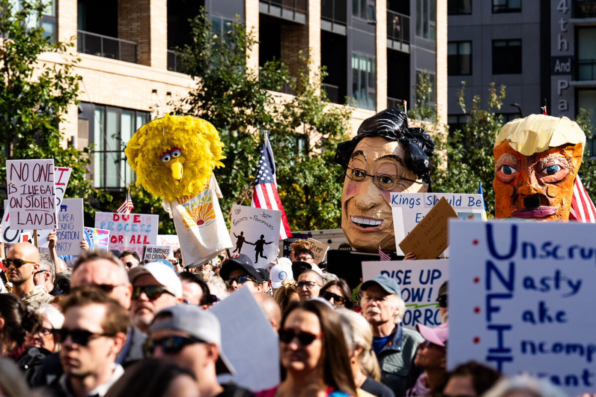 Big Bird at No Kings Minneapolis