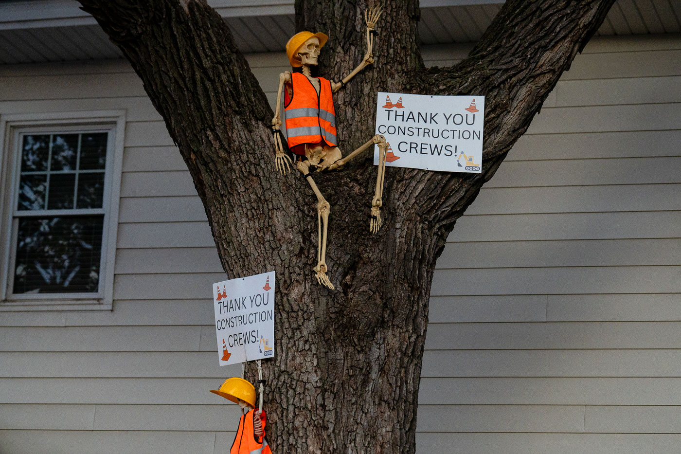 Skeleton Construction Crew Tribute on Hennepin Avenue