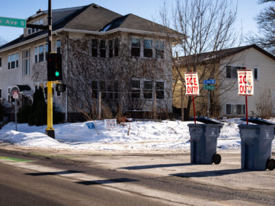 Minneapolis: "ICE OUT" signs on 10th Ave S amid protests