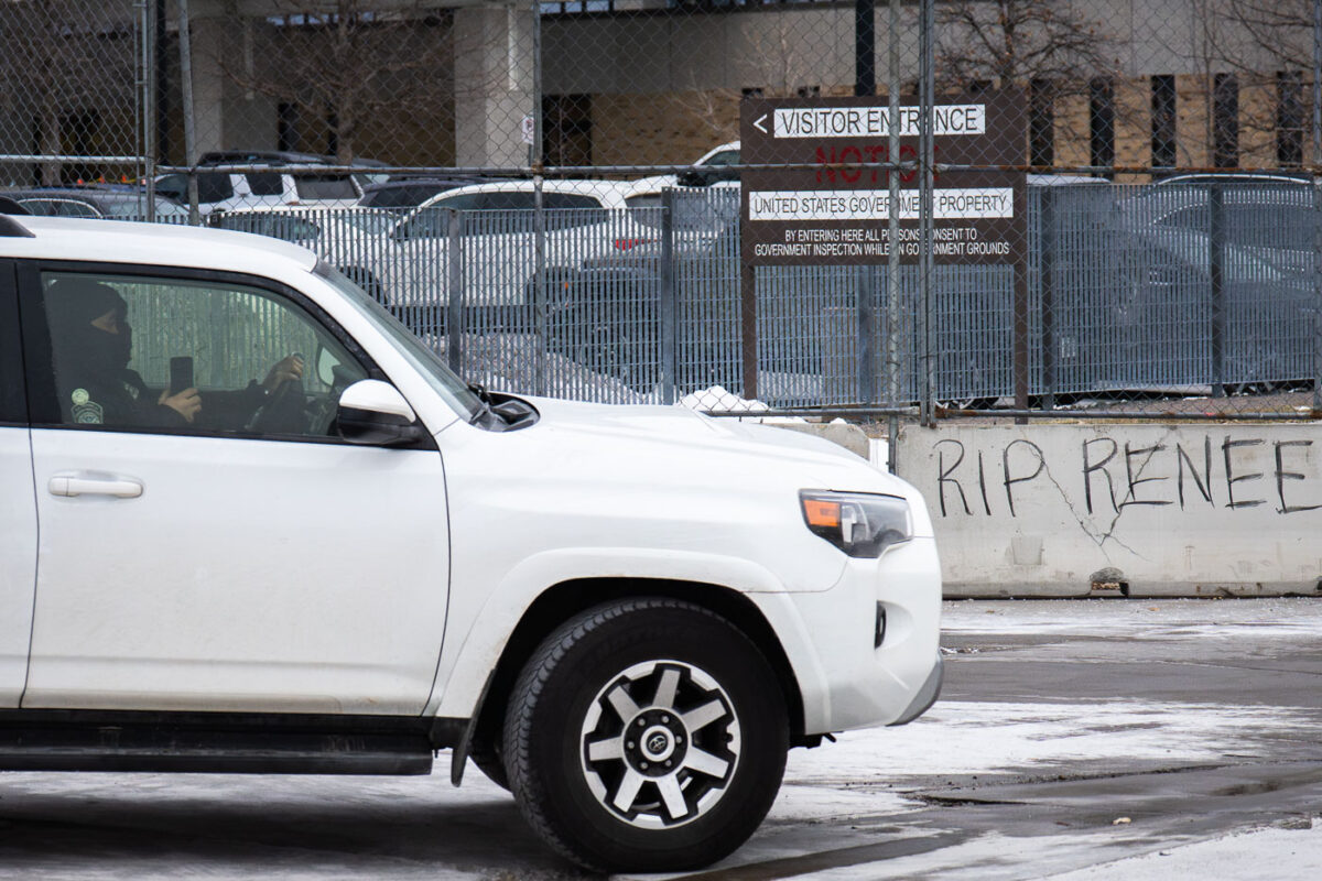 Federal Agents leave Whipple RIP Renee Good