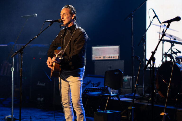Ike Reilly Performs in Minneapolis on January 30 2026 2 Bruce Springsteen performed “Streets of Minneapolis” at First Avenue in downtown Minneapolis this afternoon. He was the special guest on a show that included Tom Morello, part of Rise Against, Al Di Meola, Ike Reilly. The “Concert of solidarity & resistance to defend MN!” was announced on Wednesday.