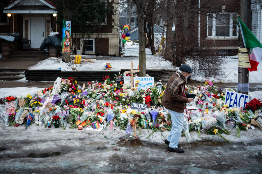 Renee Good Memorial, Portland Ave, Minneapolis