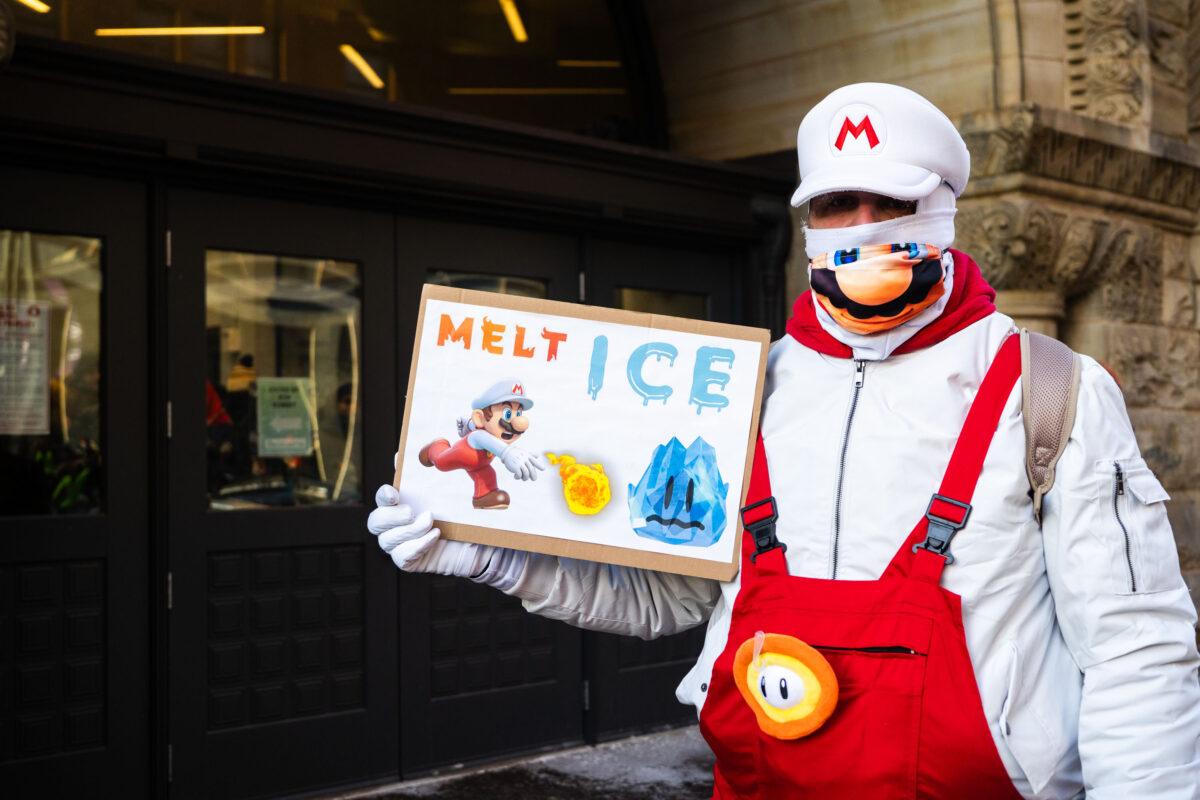 Mario Melt Ice Protester in Minneapolis