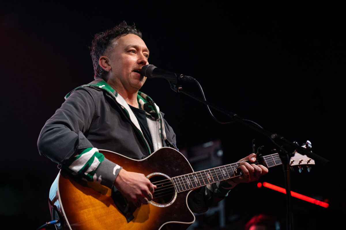 Bruce Springsteen performed “Streets of Minneapolis” at First Avenue in downtown Minneapolis this afternoon. He was the special guest on a show that included Tom Morello, part of Rise Against, Al Di Meola, Ike Reilly. The “Concert of solidarity & resistance to defend MN!” was announced on Wednesday.
