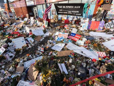Alex Pretti Memorial on Nicollet Ave, South Minneapolis
