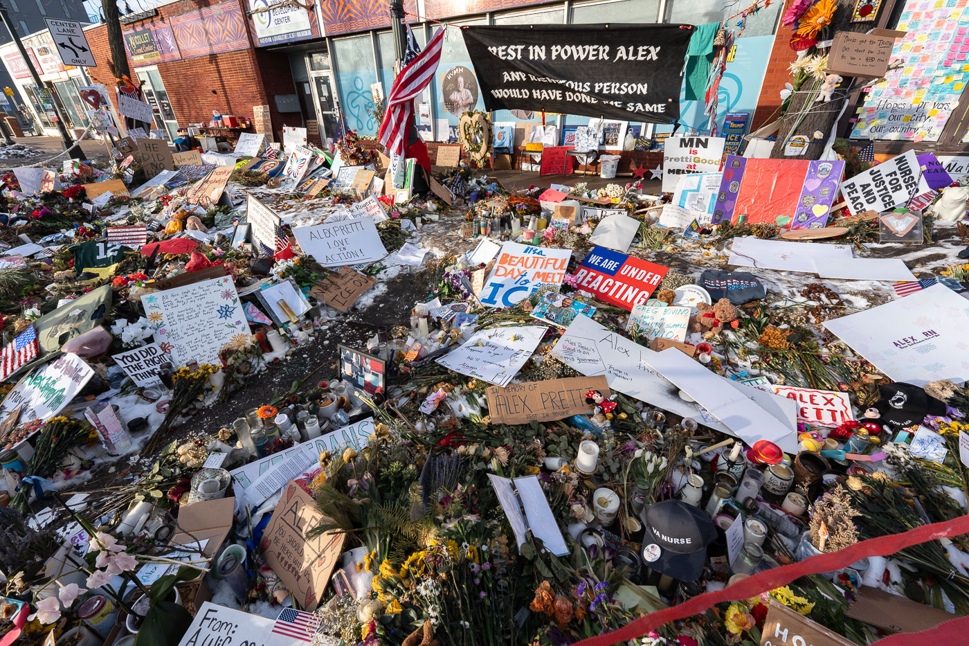 Alex Pretti Memorial Killed by Border Patrol