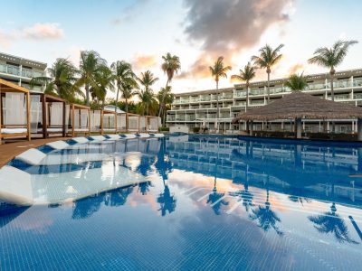 Sunrise at the Pool Bar, Iberostar Selection Riviera Cancún