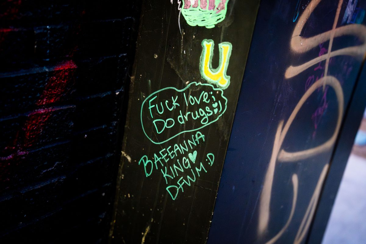Fuck Love Do Drugs graffiti in Minneapolis