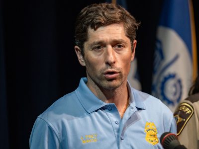 Jacob Frey Praises Officers' "Heroic" Response at Shoreline Plaza Briefing