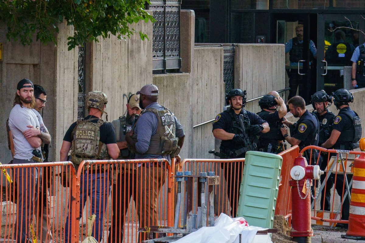 US Marshal Agents at Shoreline Plaza mass shooting in Minneapolis
