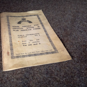 WW2 air raid shelter pamphlet that reads:SOME THINGS YOU SHOULD KNOW IF WAR SHOULD COME WW2 air raid shelter pamphlet that reads:SOME THINGS YOU SHOULD KNOW IF WAR SHOULD COME