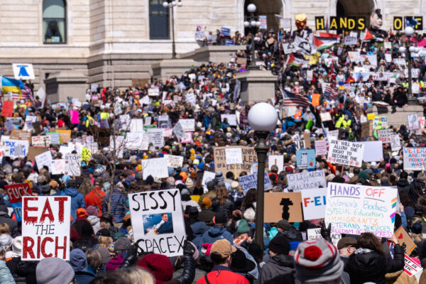 The Minnesota State Patrol estimates 25,000 gathered at the Minnesota State Capitol this afternoon as part of the nationwide “Hands Off!” protests. The Minnesota State Patrol estimates 25,000 gathered at the Minnesota State Capitol this afternoon as part of the nationwide “Hands Off!” protests.